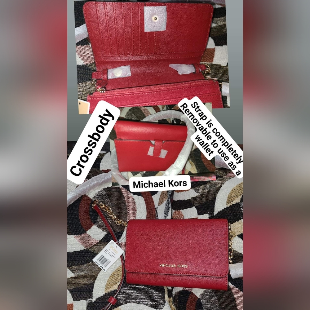 Michael Kors Crossbody Wallet